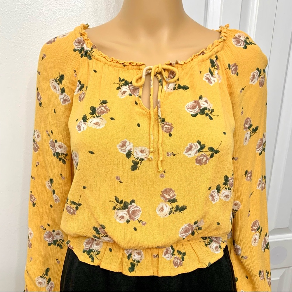 Hollister Yellow Floral Blouse Long sleeves neck tie Top Size XS